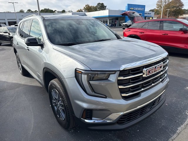 Used 2025 GMC Acadia Elevation image 6