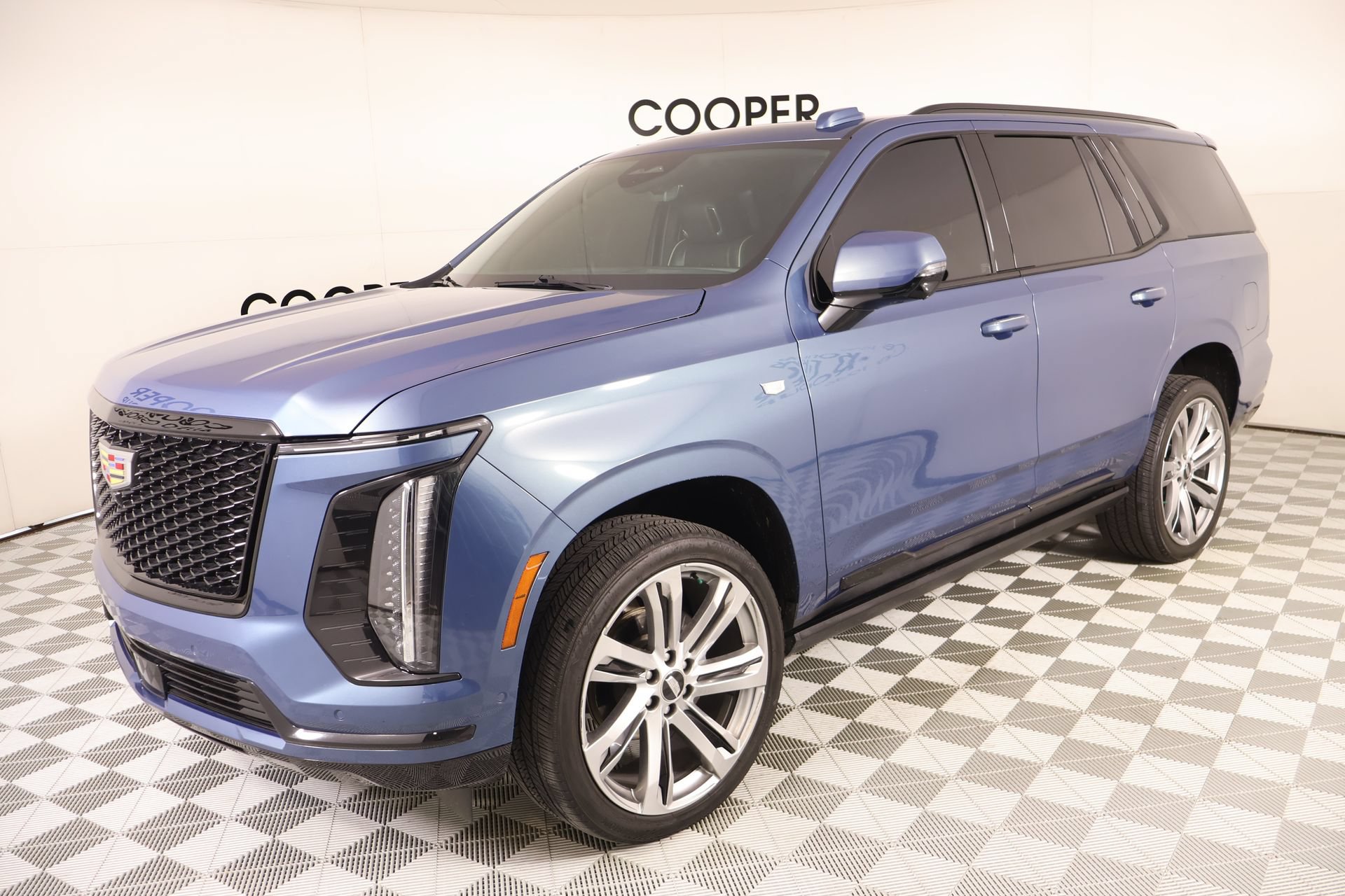 Used 2025 Cadillac Escalade Sport w/ Touring Package AWD/4WD image 8