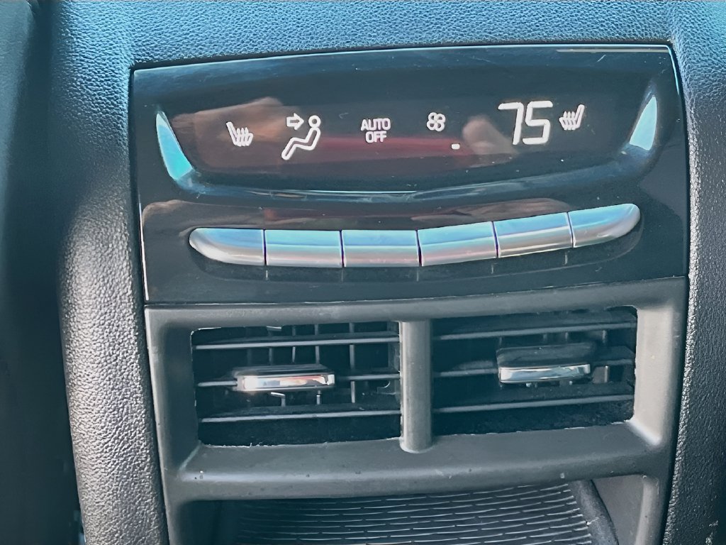 Used 2023 Cadillac XT5 Sportv w/ Technology Package AWD/4WD image 27