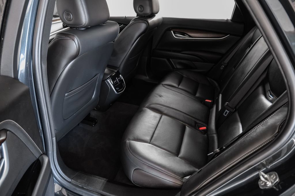 Used 2019 Cadillac XTS Luxury image 36