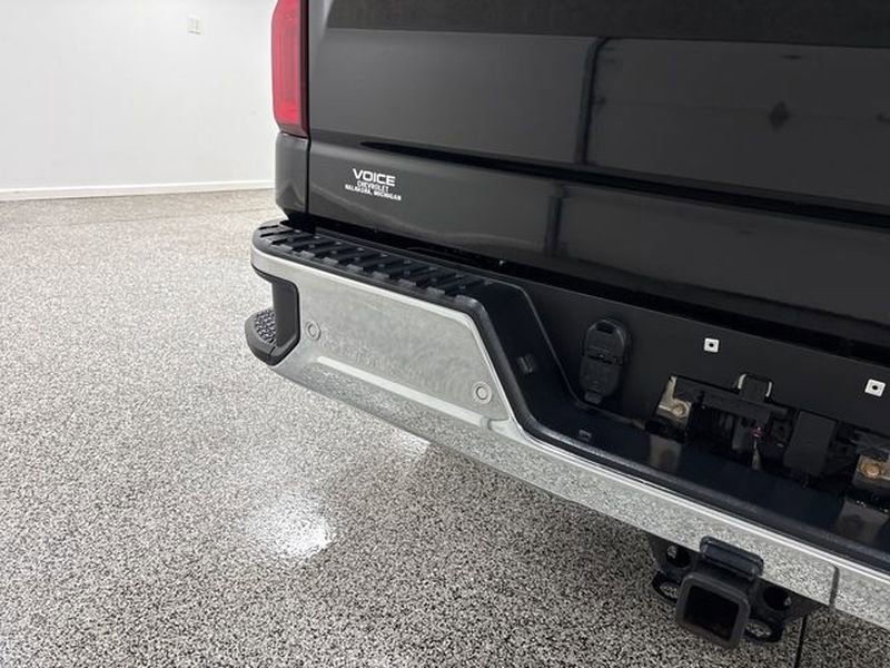 Used 2019 Chevrolet Silverado 1500 LTZ w/ LTZ Plus Package image 32