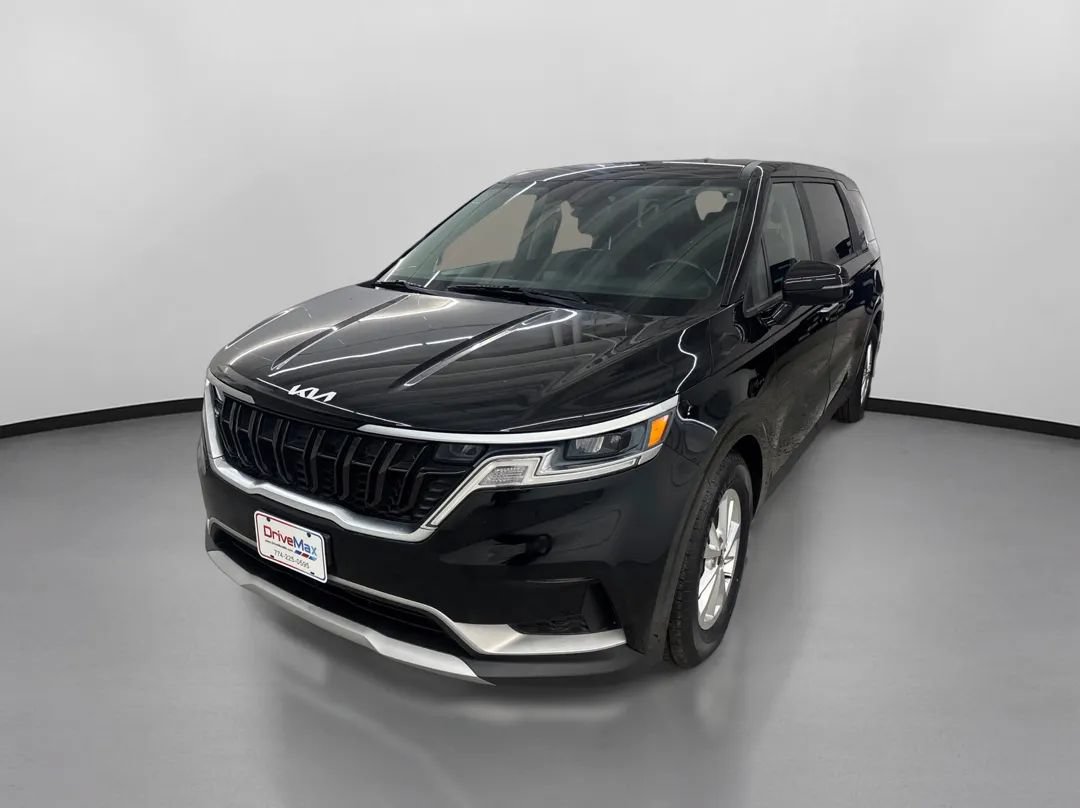 Used 2022 Kia Carnival LX FWD image 4