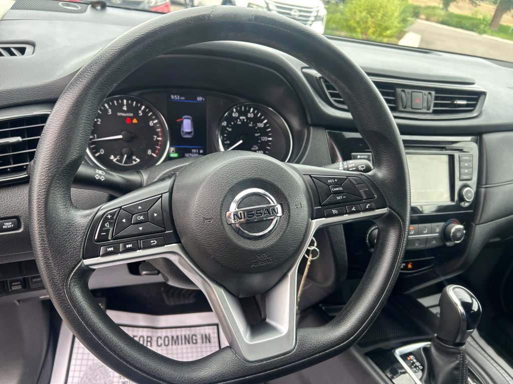 Used 2018 Nissan Rogue S AWD/4WD image 25