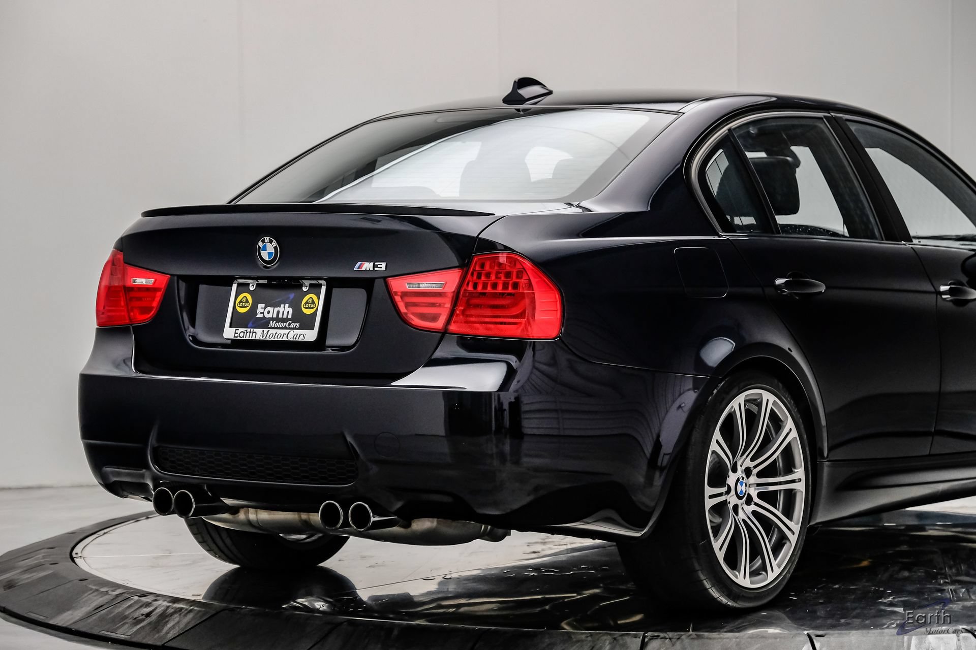 Used 2011 BMW M3 Sedan RWD image 18
