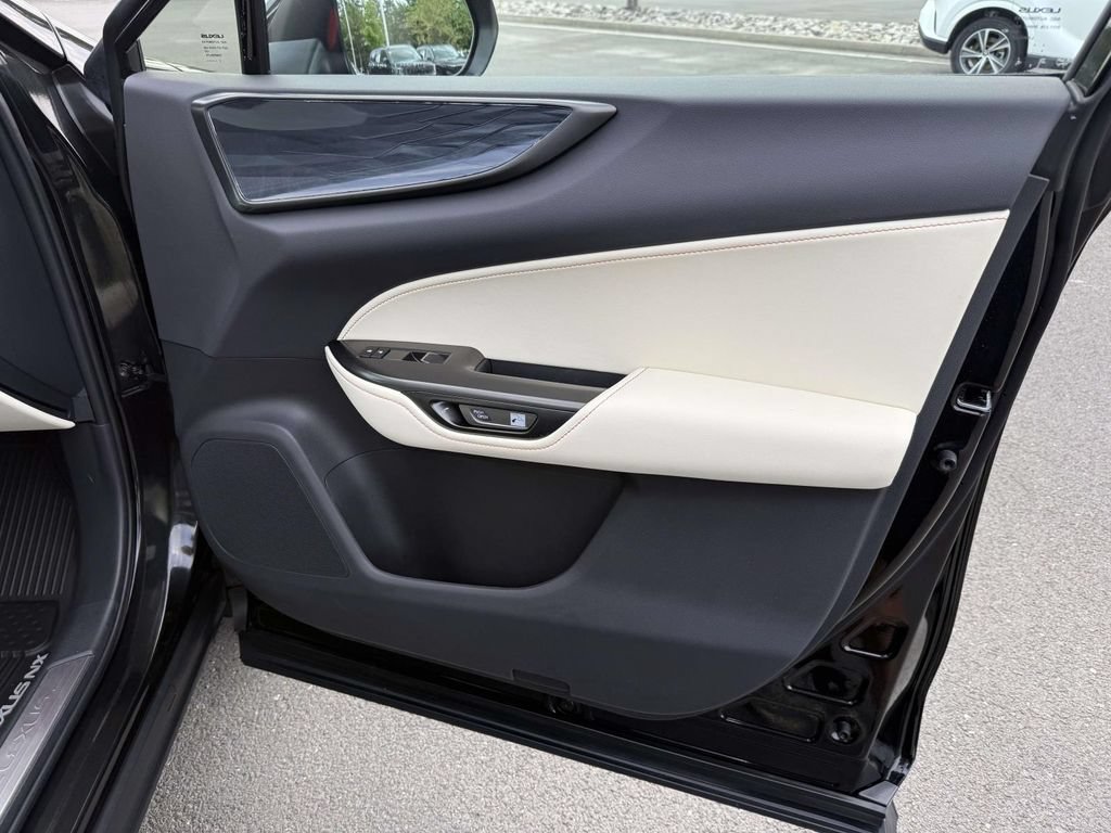 Used 2024 Lexus NX 350h AWD image 15