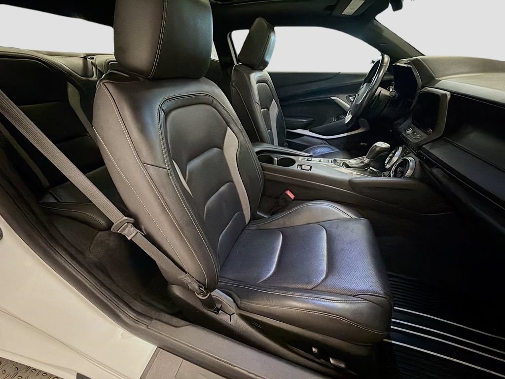 Used 2018 Chevrolet Camaro LT w/ RS Package RWD image 29