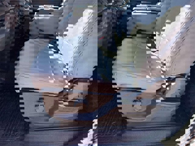 New 2025 Ford F550 4x4 Regular Cab Super Duty image 15