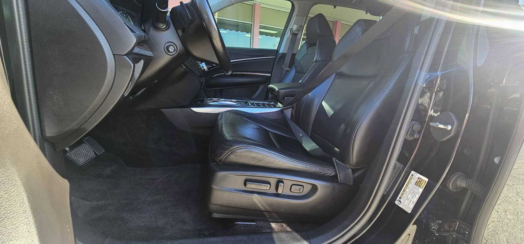 Used 2017 Acura MDX FWD w/ Tech & Entertainment image 9