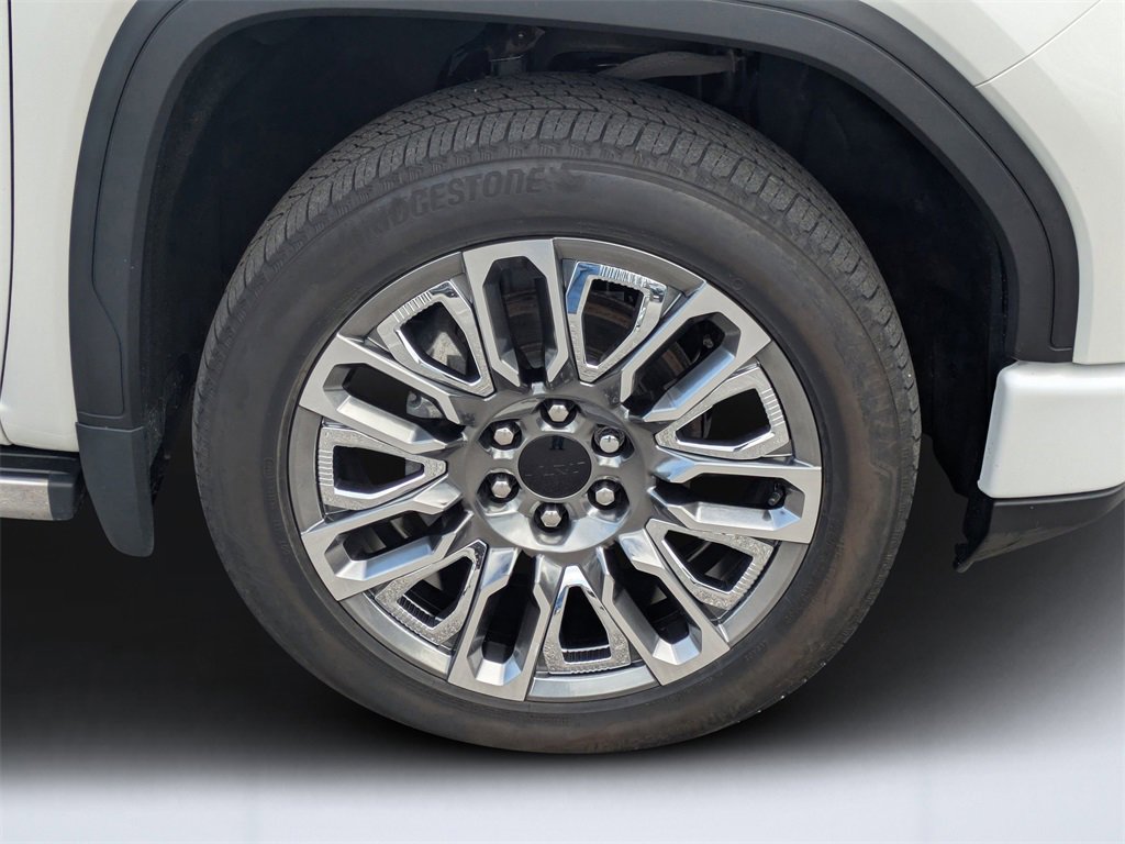 Used 2023 GMC Sierra 1500 Denali Ultimate image 10