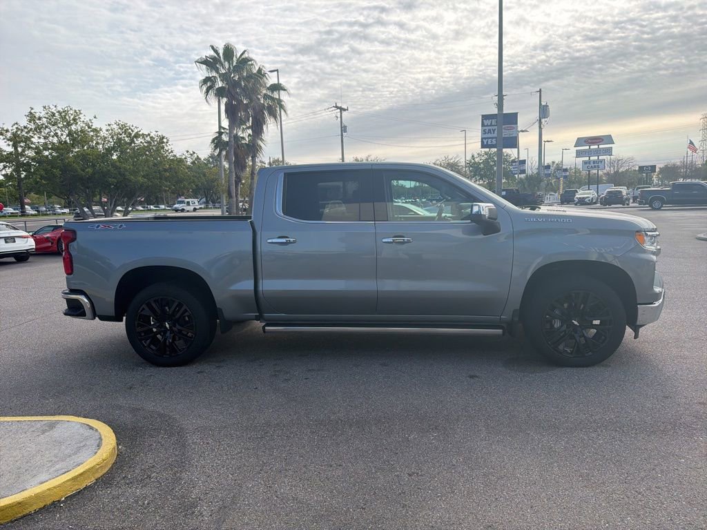 Used 2023 Chevrolet Silverado 1500 LTZ w/ Technology Package image 4