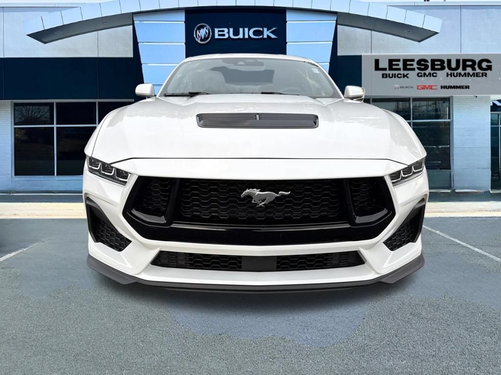 Used 2024 Ford Mustang GT RWD image 2