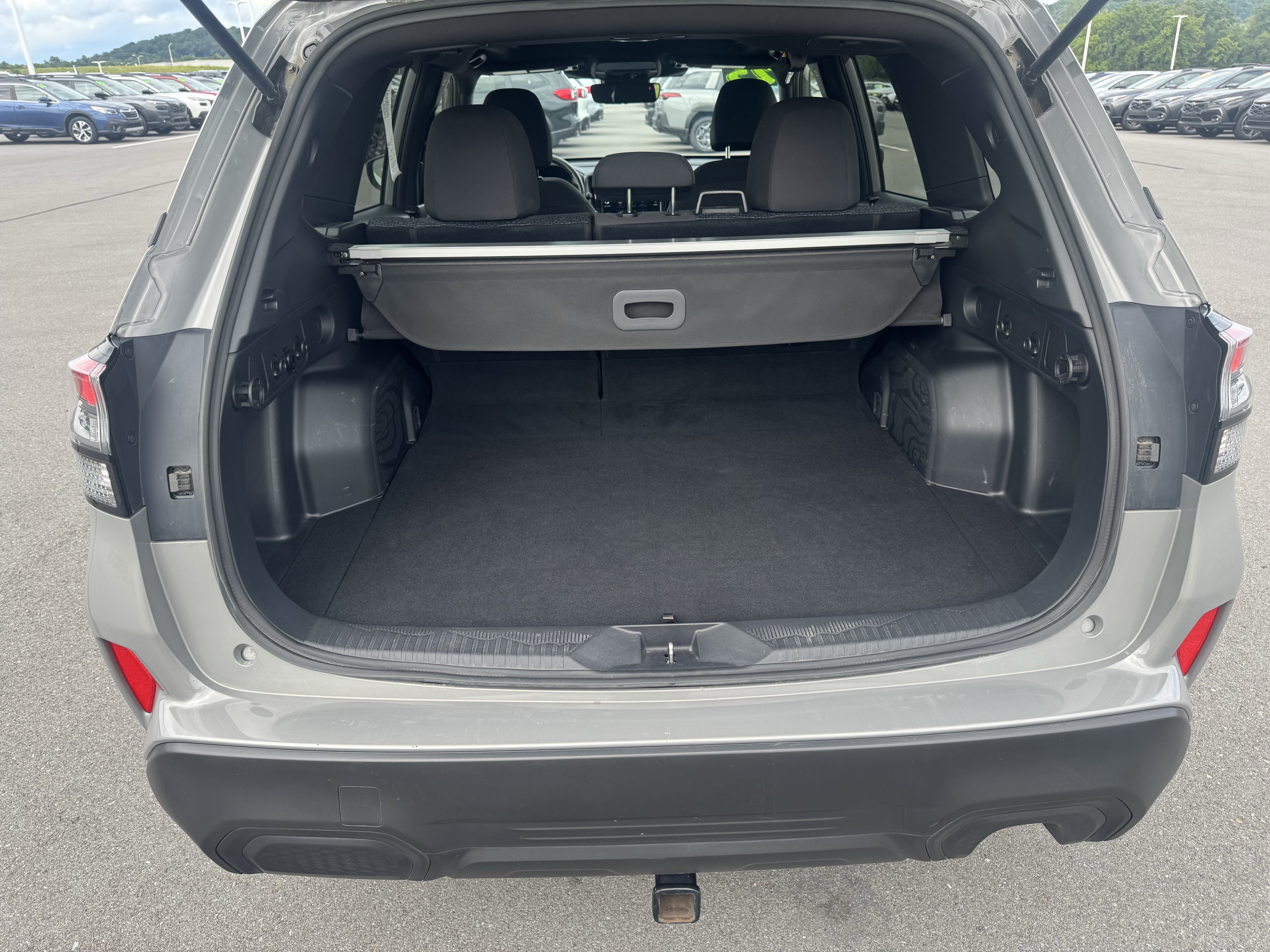 Certified 2025 Subaru Forester Premium w/ Convenience Package #1 AWD/4WD image 5
