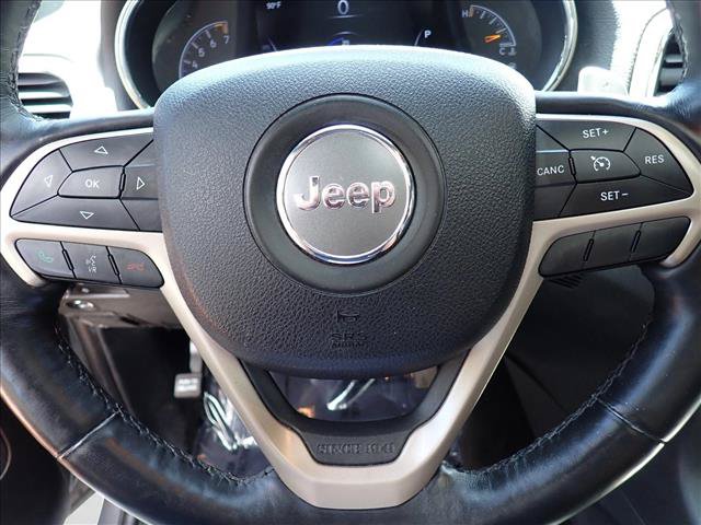 Used 2015 Jeep Grand Cherokee Altitude AWD/4WD image 16