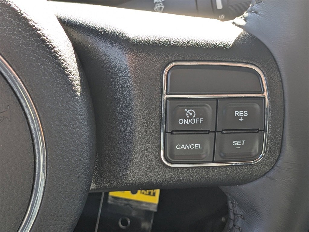Used 2016 Jeep Wrangler Sahara w/ Connectivity Group image 23
