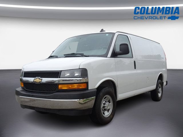 Used 2024 Chevrolet Express 2500 w/ Driver Convenience Package RWD image 6