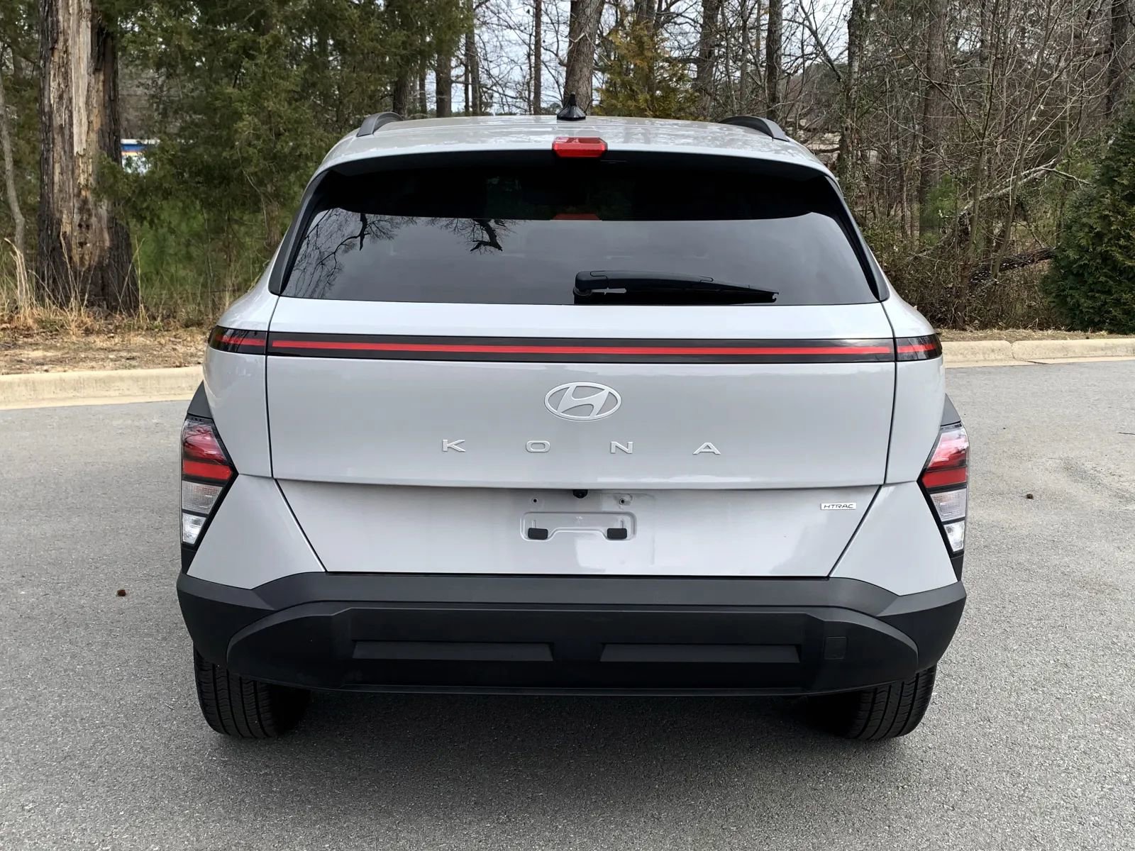Used 2025 Hyundai Kona SEL image 6