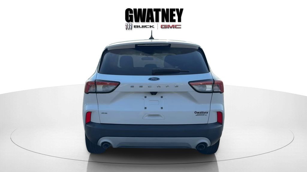 Used 2022 Ford Escape SE FWD image 5