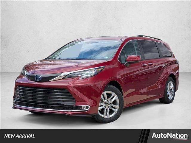 Used 2022 Toyota Sienna XLE w/ XLE Plus Package AWD/4WD image 1