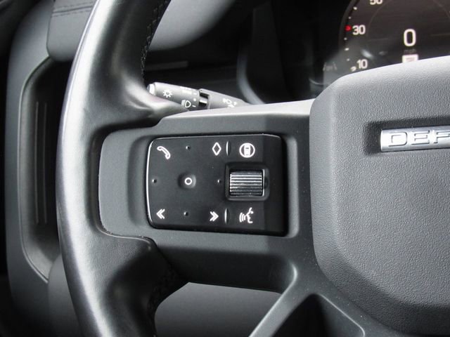 Used 2024 Land Rover Defender 130 X-Dynamic SE image 25