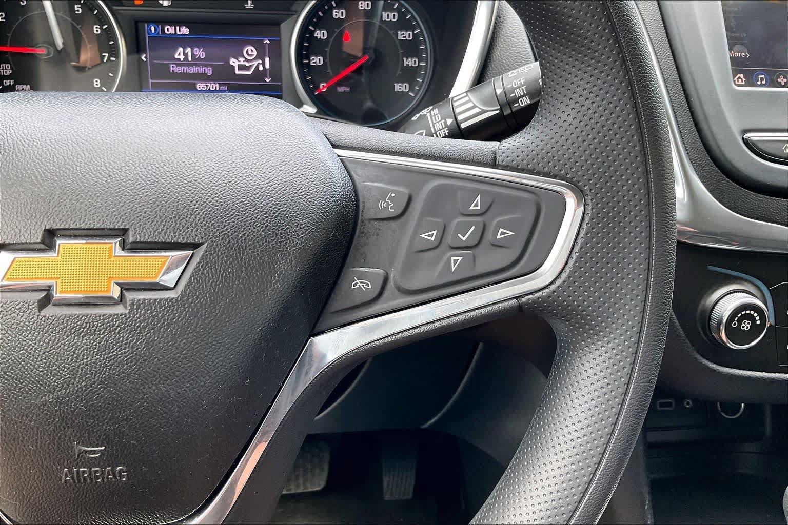 Used 2019 Chevrolet Equinox LT FWD image 19