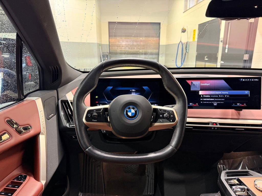 Used 2023 BMW iX xDrive50 w/ Premium Package AWD/4WD image 22