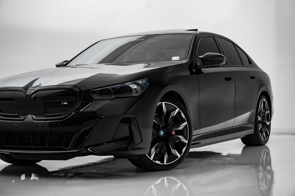 Used 2024 BMW i5 M60 AWD/4WD image 2