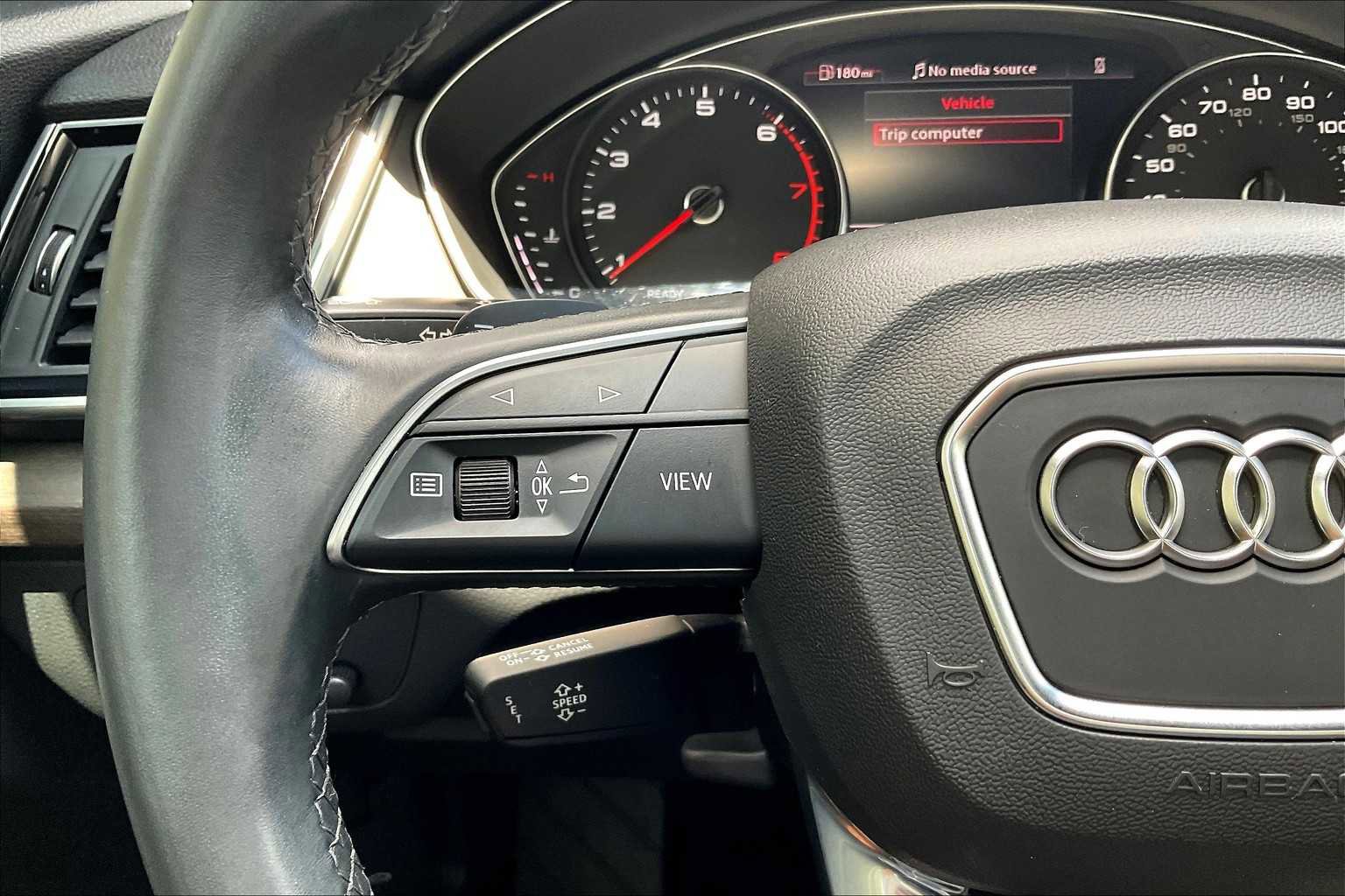 Used 2021 Audi Q5 2.0T Premium w/ Convenience Package image 23