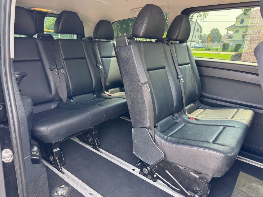 Used 2018 Mercedes-Benz Metris Passenger image 10