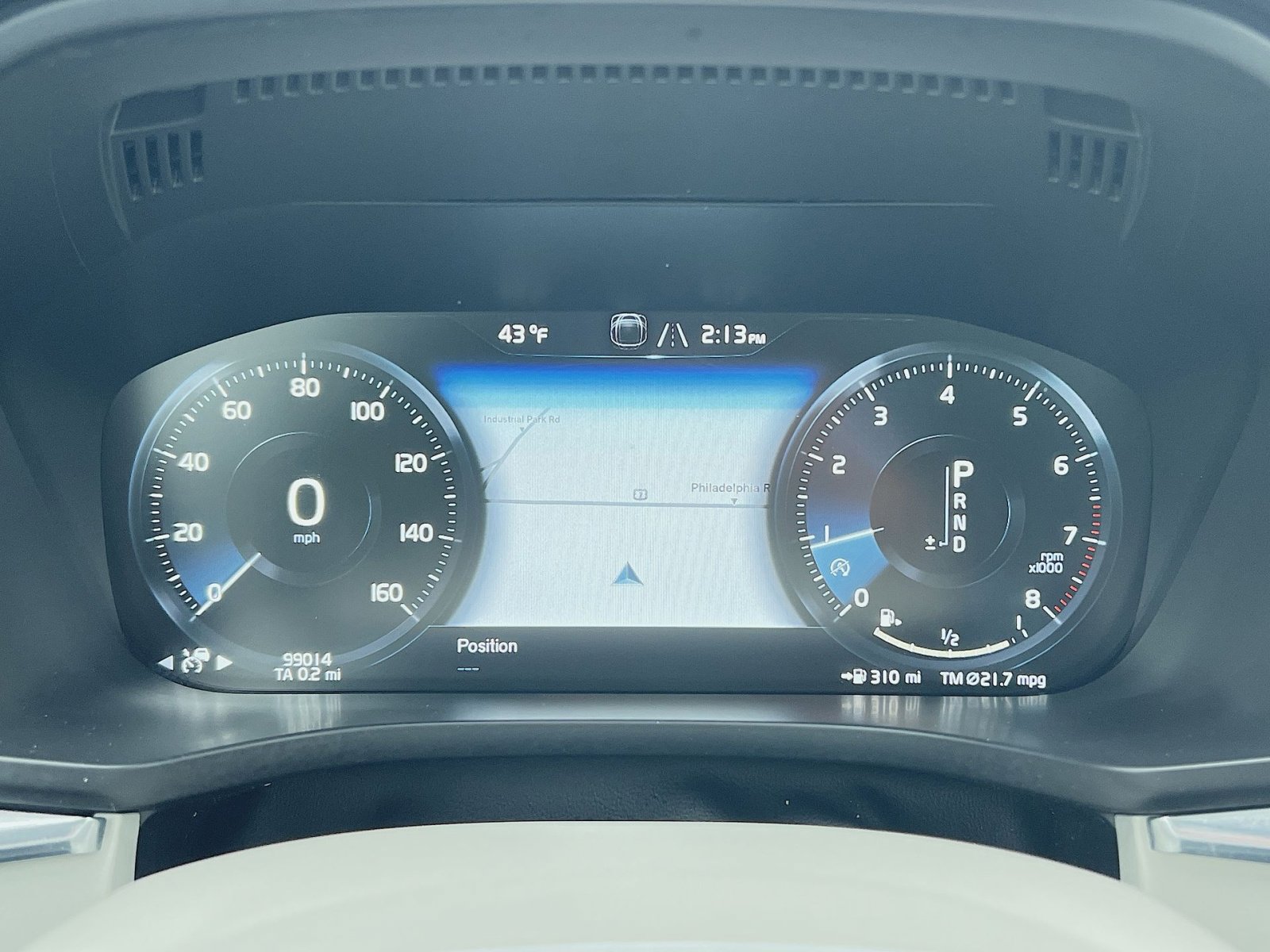 Used 2018 Volvo XC60 T6 Inscription w/ Luxury Seat Package image 17