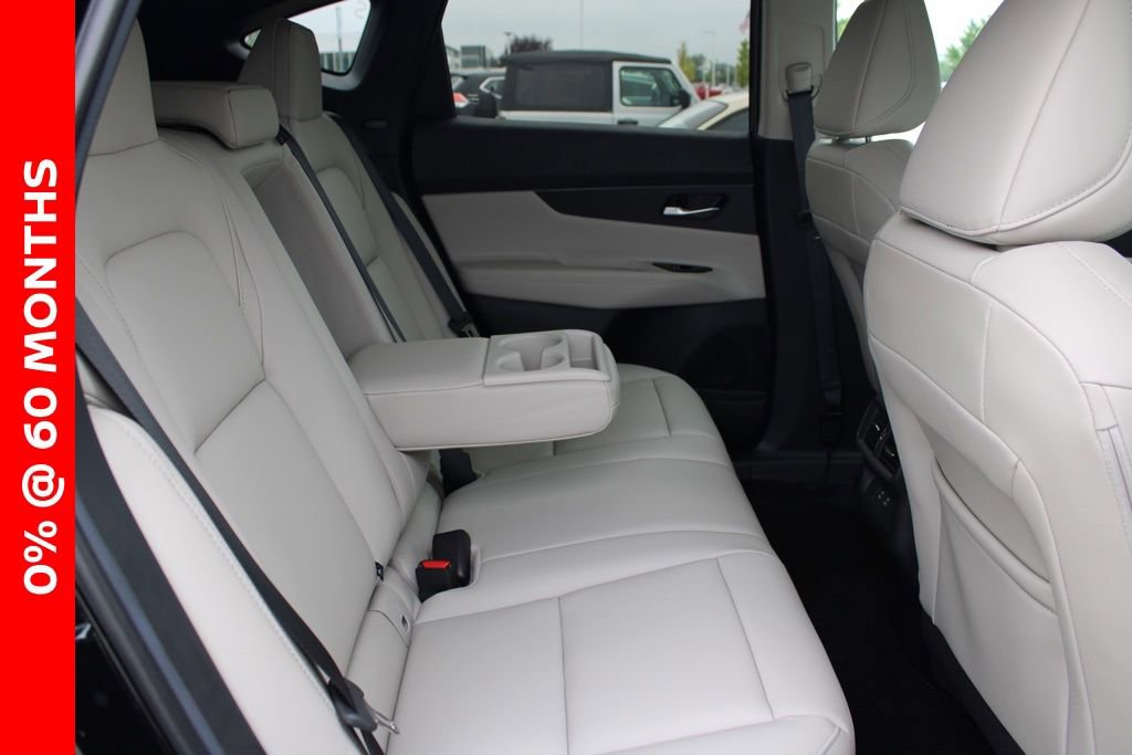 New 2025 Nissan Murano SV w/ Cargo Package image 17