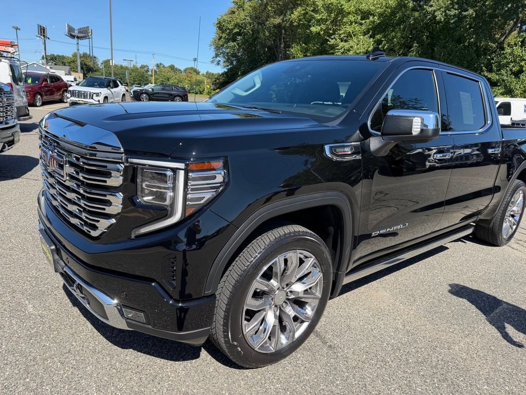 Used 2023 GMC Sierra 1500 Denali w/ Denali Reserve Package AWD/4WD image 30