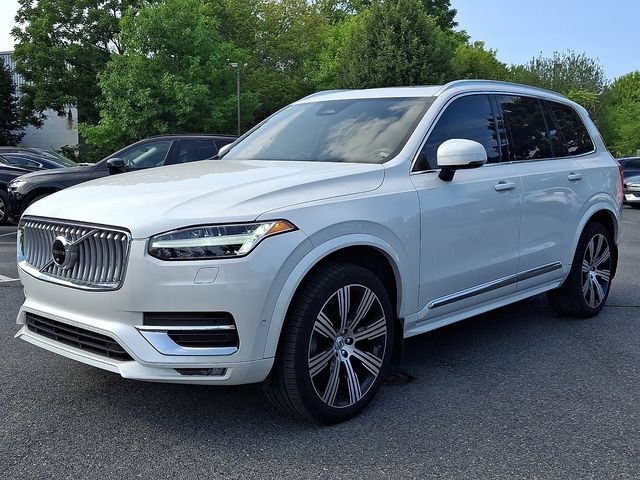 Used 2023 Volvo XC90 B6 Ultimate w/ Lounge Package AWD/4WD image 3