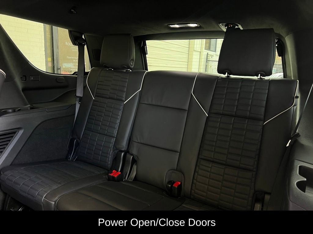 Used 2025 Cadillac Escalade Sport Platinum w/ LPO, ONYX Package image 12