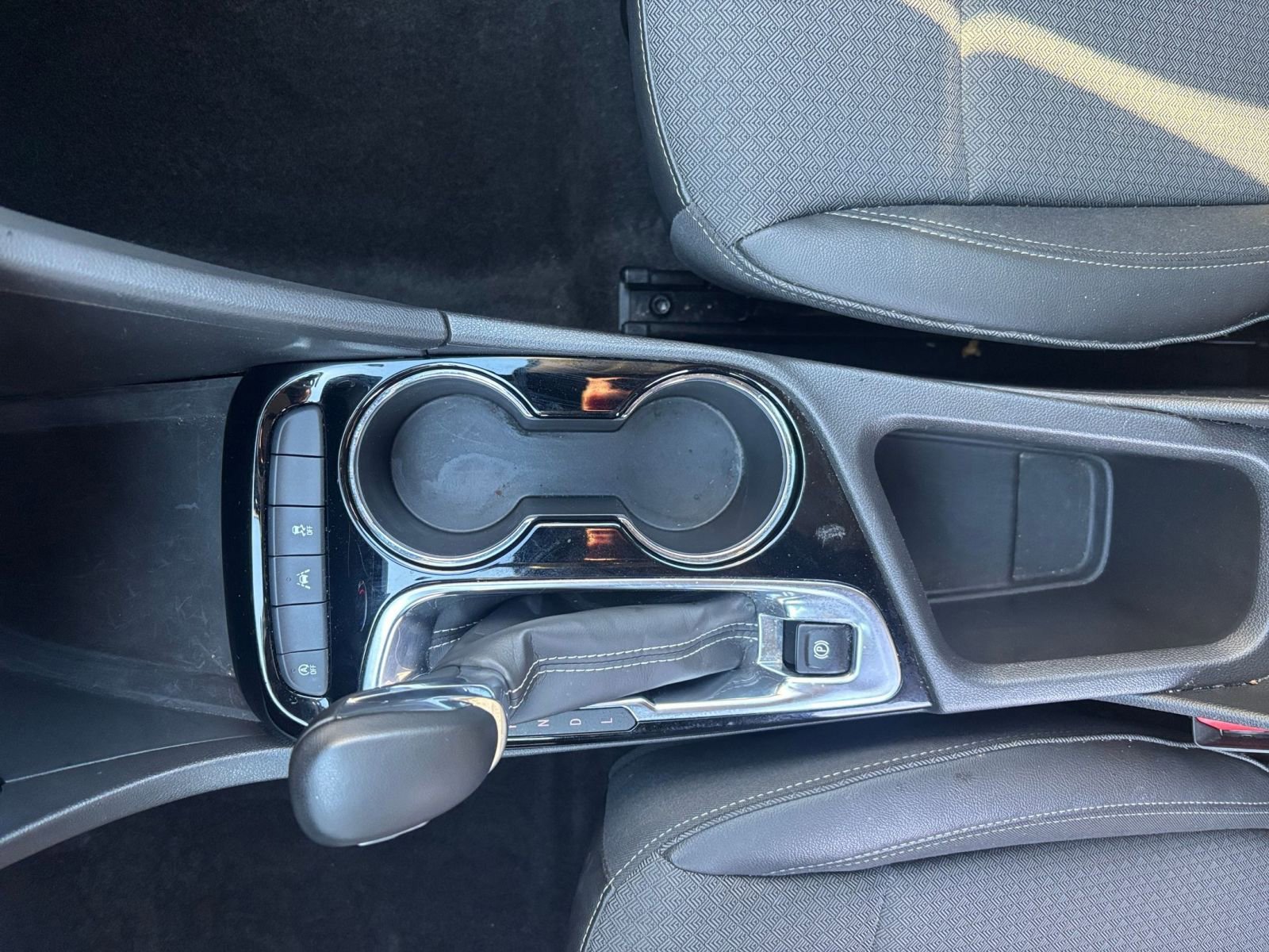 Used 2025 Buick Encore GX Preferred FWD image 41