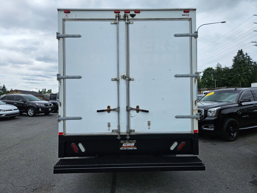 Used 2016 Chevrolet Express 3500 Extended image 5