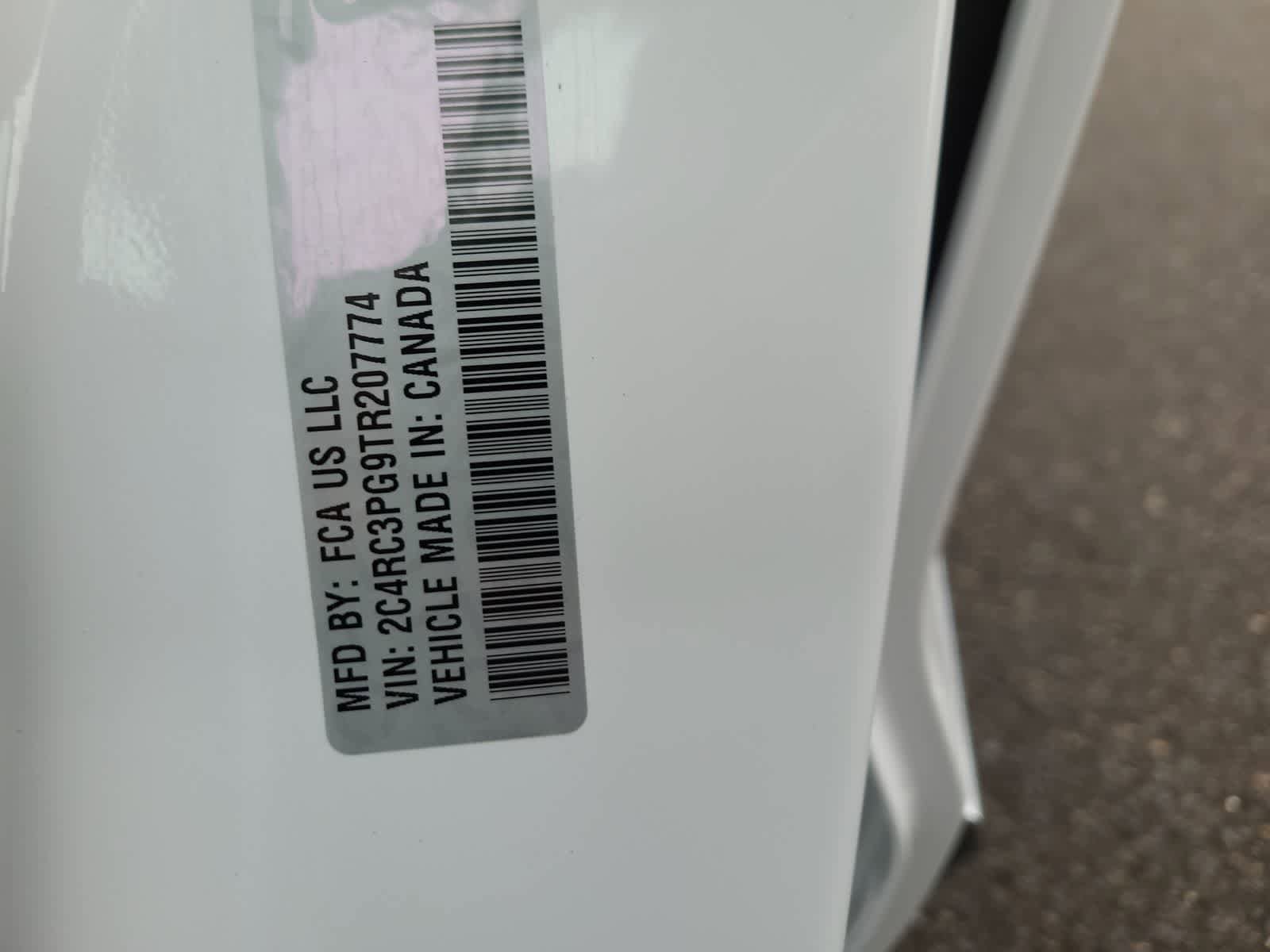 New 2026 Chrysler Pacifica Pinnacle w/ Trailer Tow Group image 29