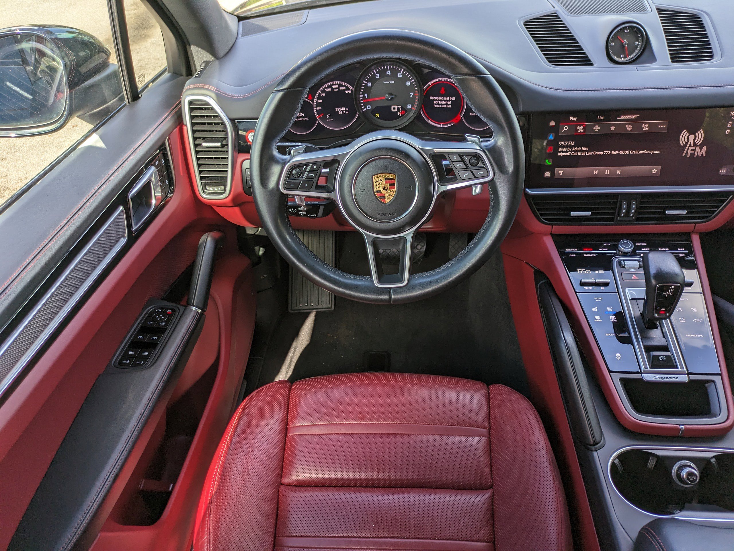 Used 2023 Porsche Cayenne Platinum Edition image 18