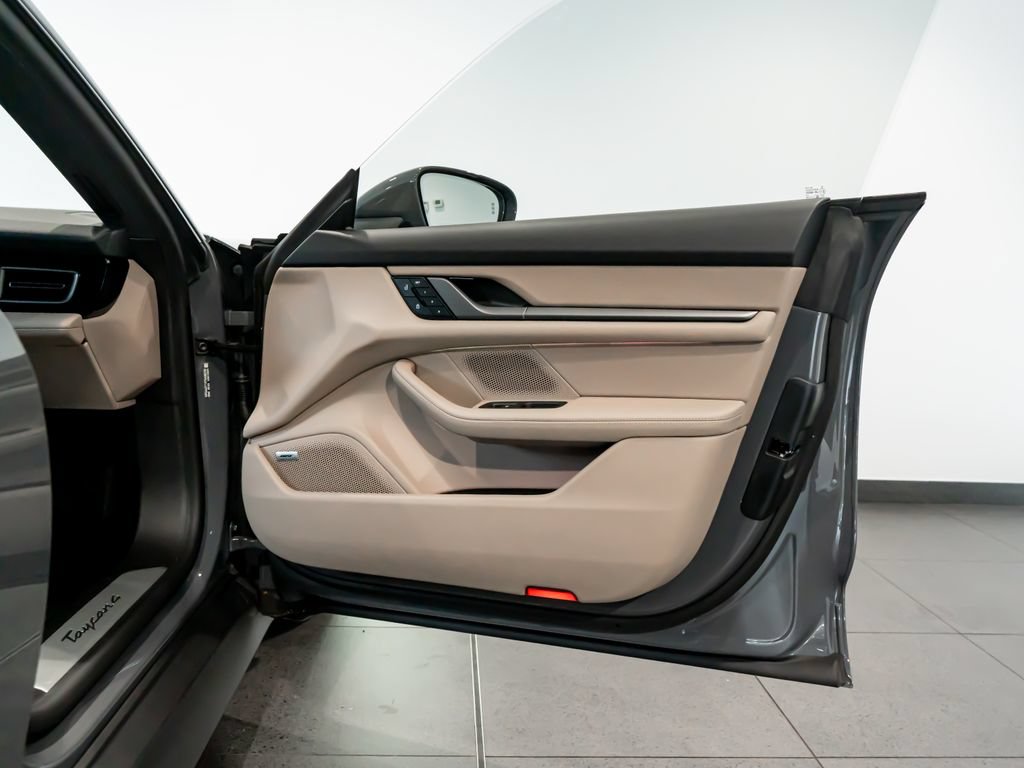 Certified 2026 Porsche Taycan AWD/4WD image 23
