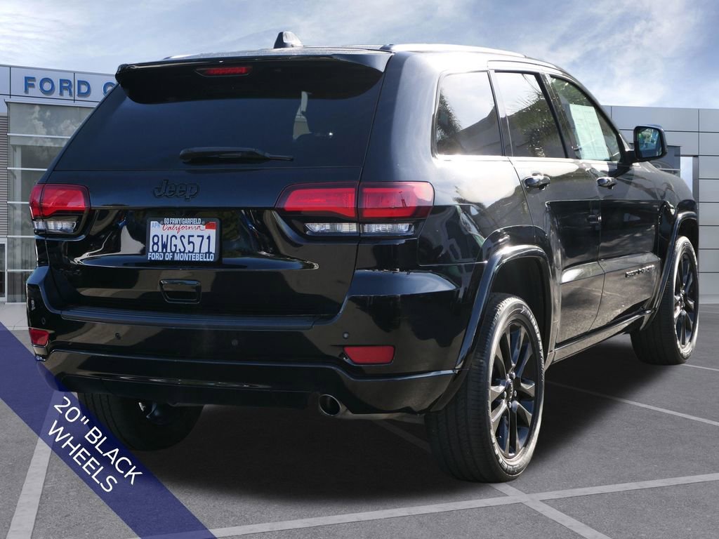 Used 2021 Jeep Grand Cherokee Laredo X image 3
