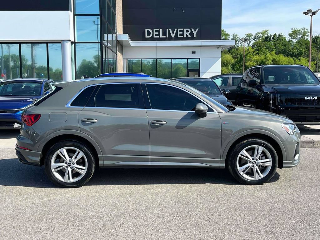Used 2021 Audi Q3 2.0T Premium Plus AWD/4WD image 27