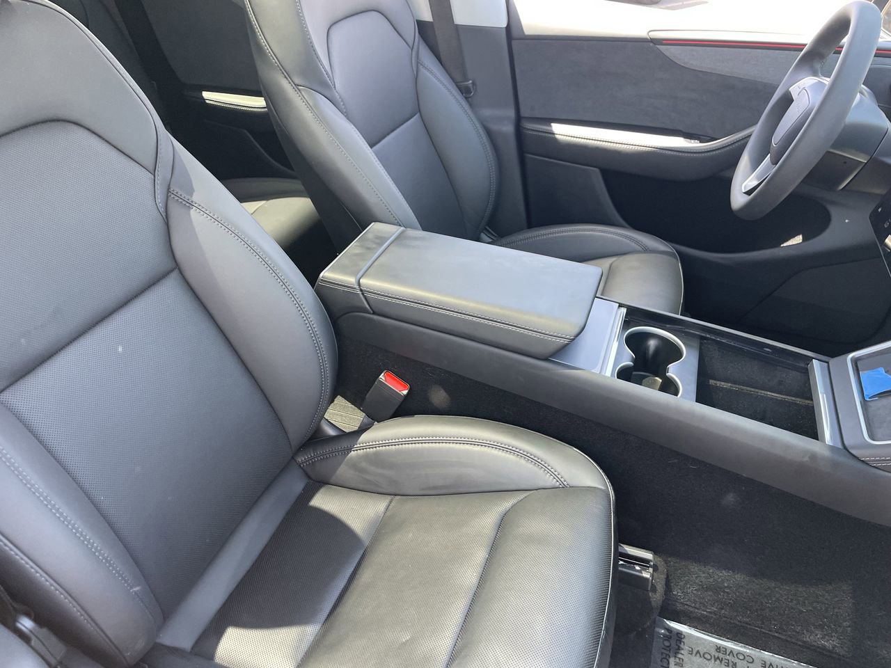 Used 2026 Tesla Model Y 2WD image 10