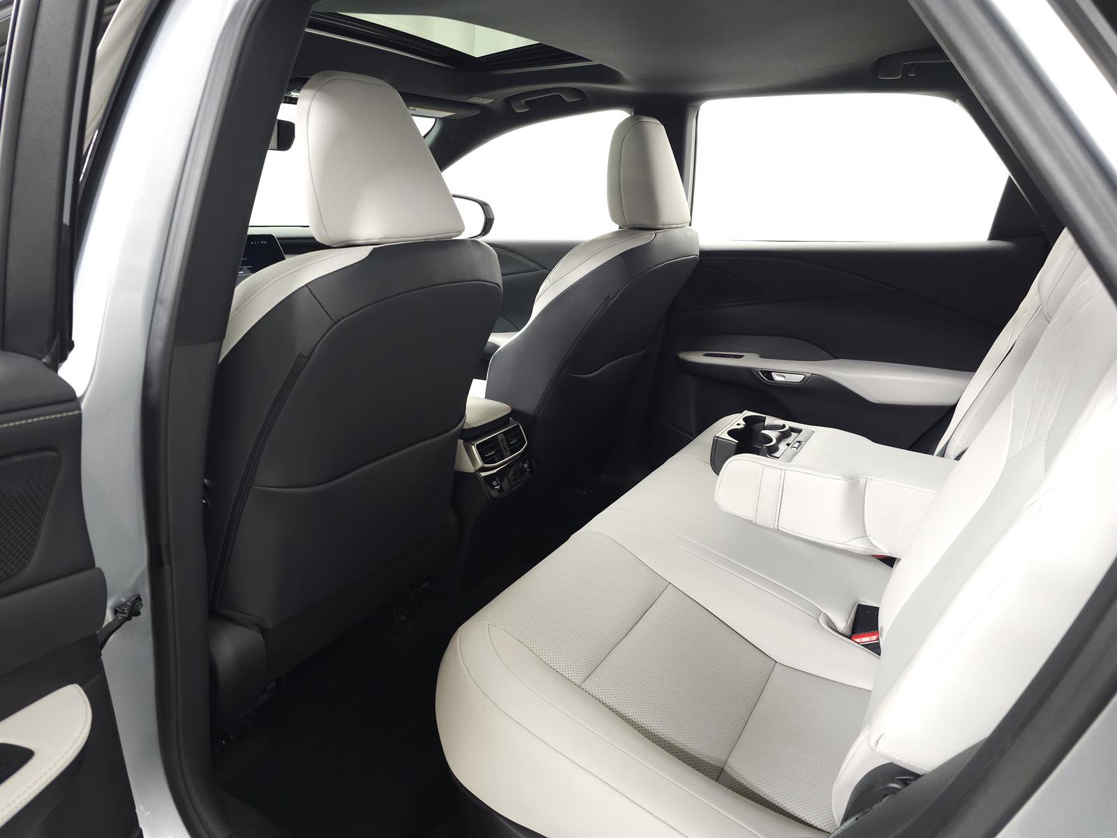 Certified 2023 Lexus RX 350 Premium w/ Accessory Package image 30