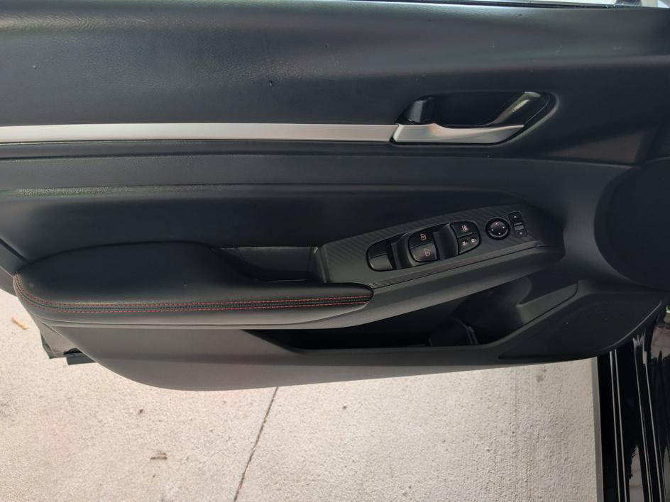 Used 2026 Nissan Altima 2.5 SR FWD image 16