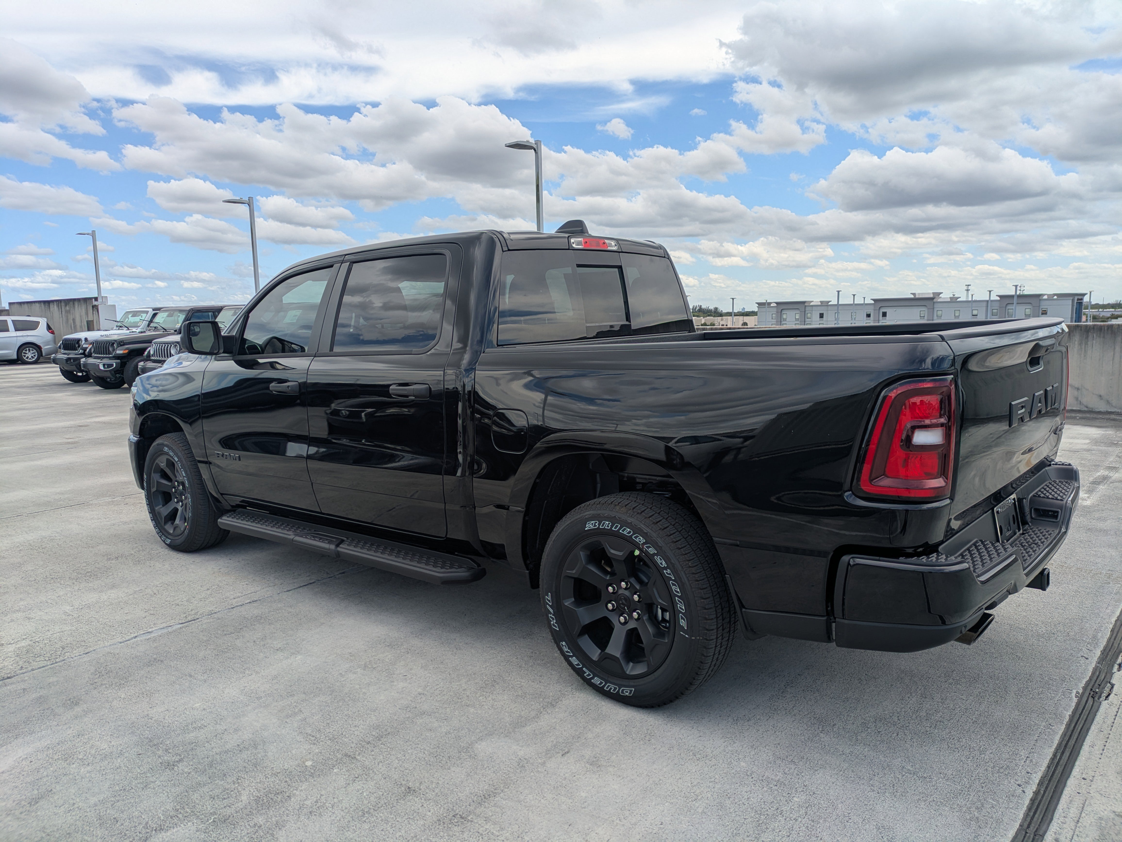 New 2026 RAM 1500 Express image 7