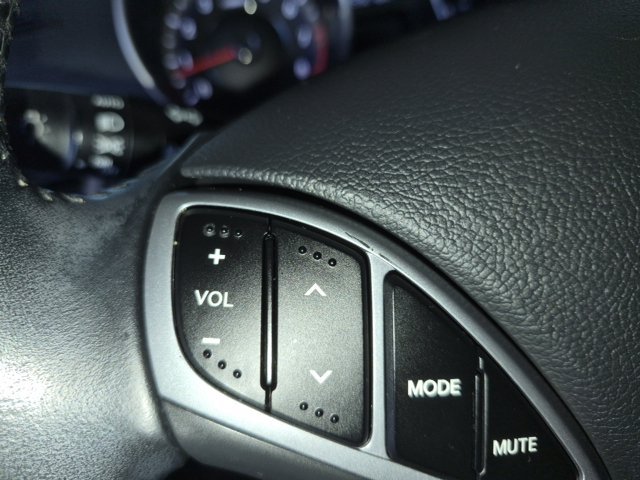 Used 2016 Hyundai Elantra Value Edition FWD image 18