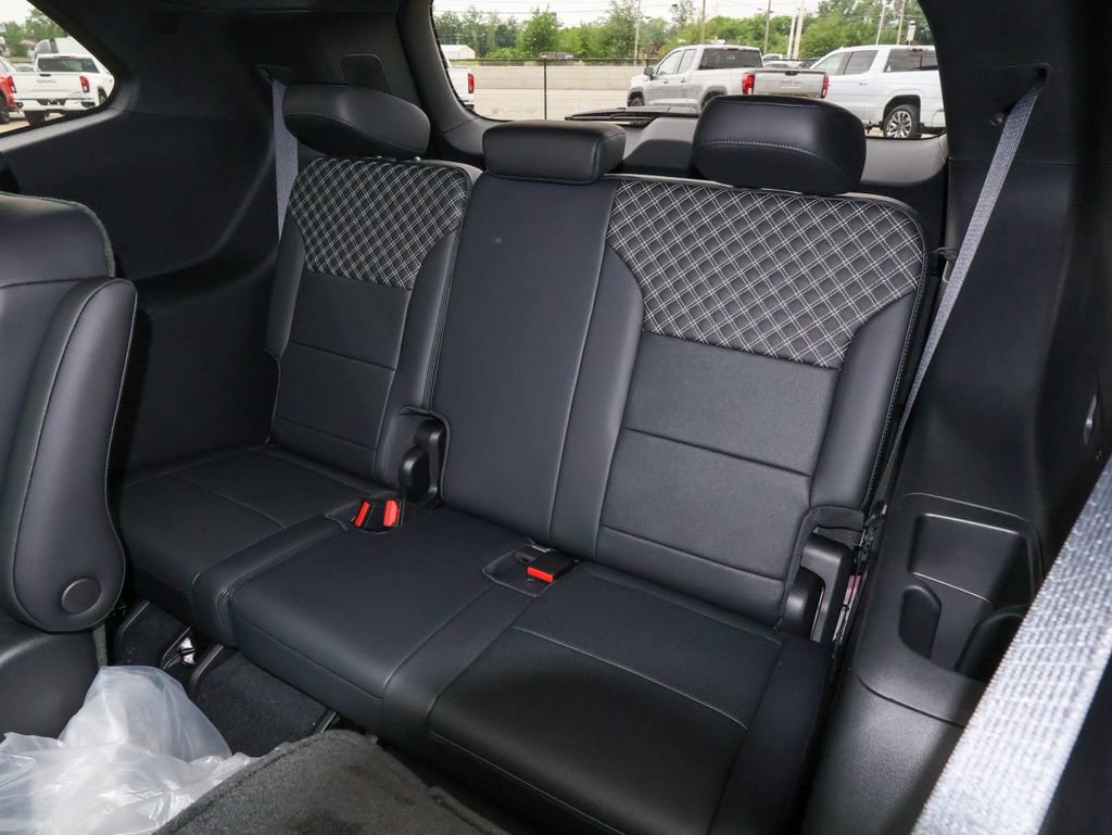 New 2026 GMC Acadia Denali w/ Super Cruise Package FWD image 13