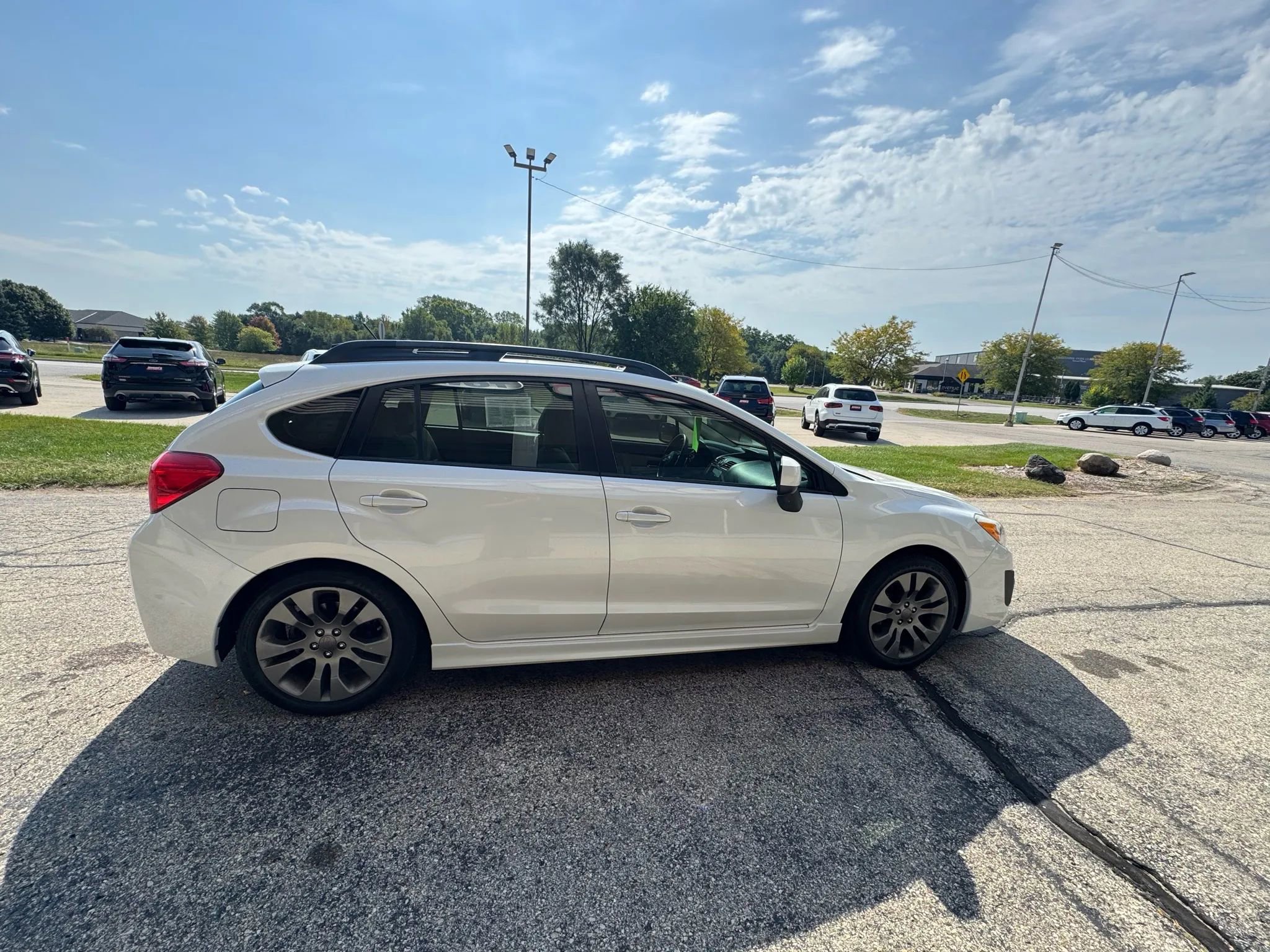 Used 2014 Subaru Impreza 2.0i Sport Premium image 6