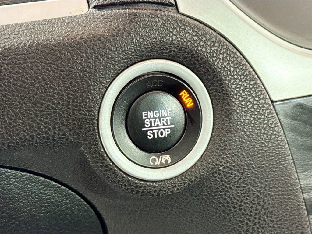 Used 2022 Chrysler 300 Touring w/ Sport Appearance Package image 16