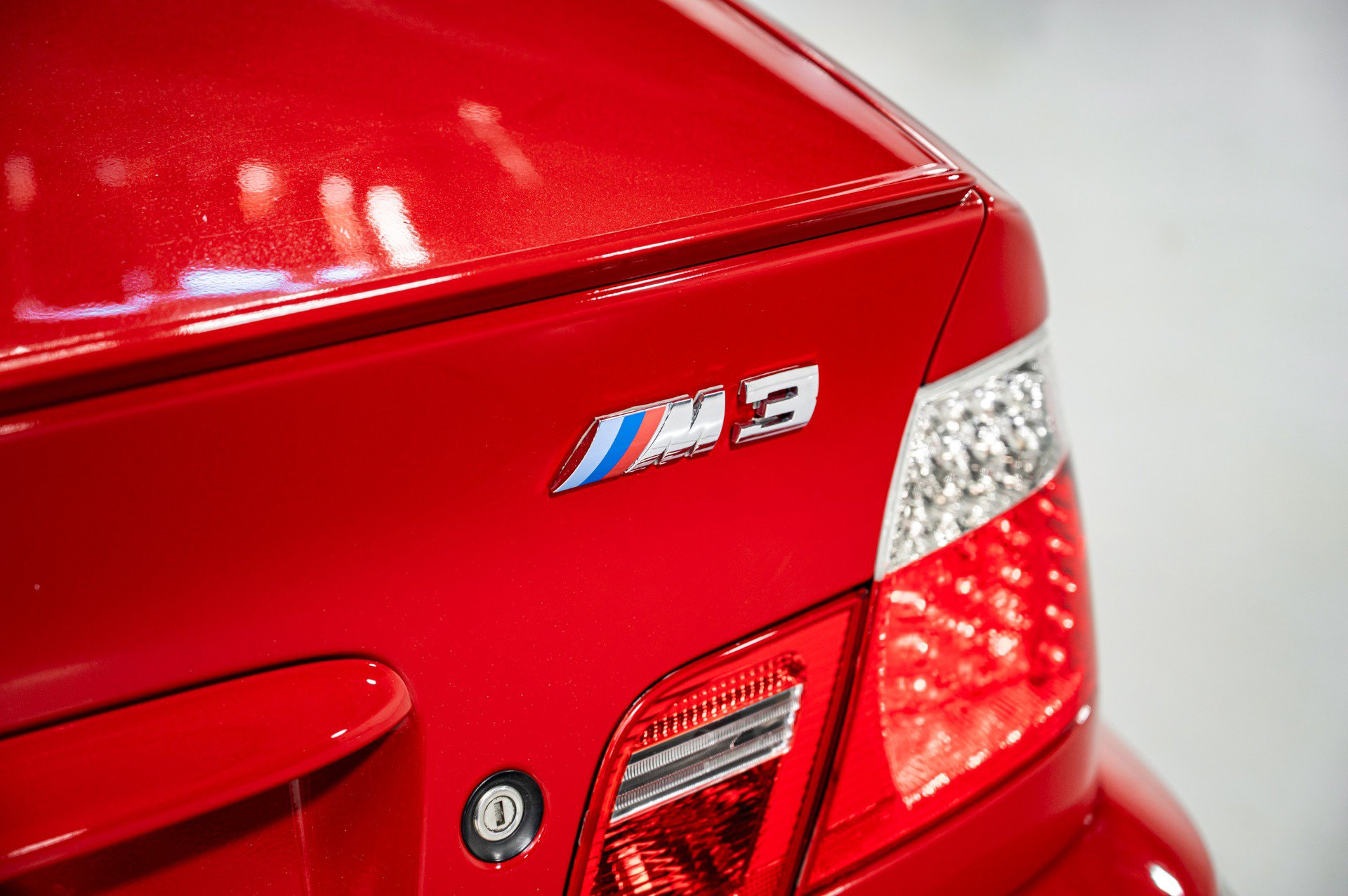 Used 2001 BMW M3 Coupe 6-Speed - Imola Red - Bi image 15