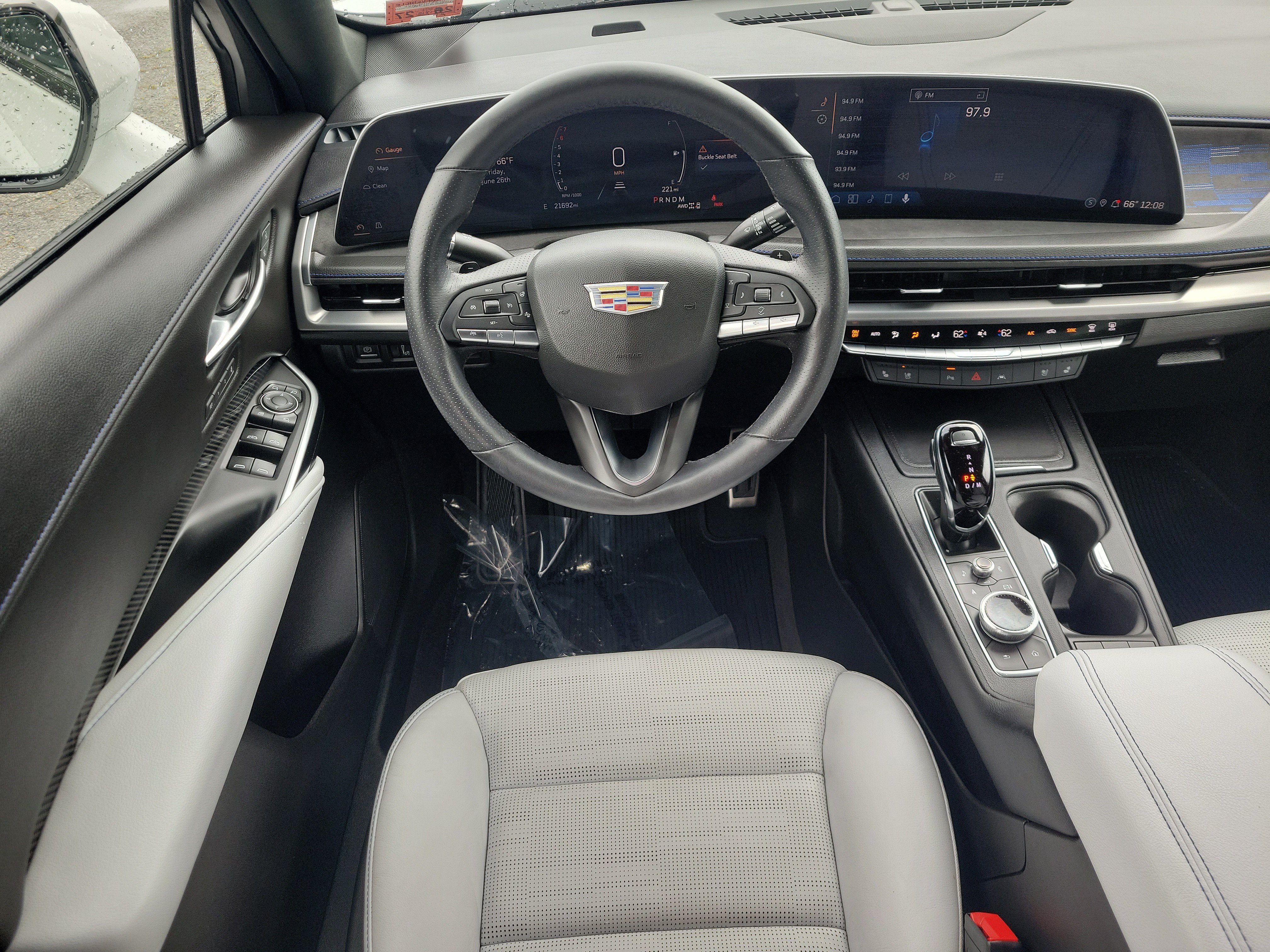 Used 2024 Cadillac XT4 Sport AWD/4WD image 19